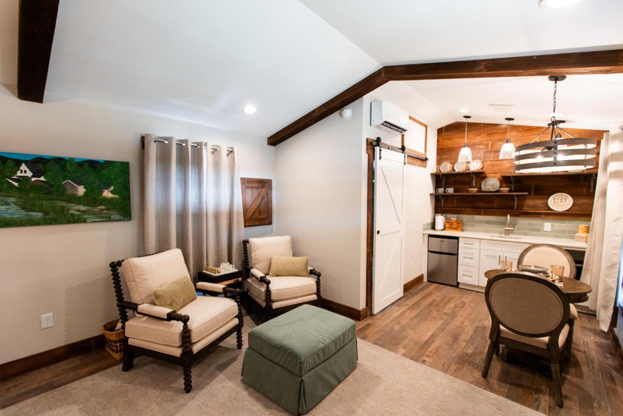 Barnwood Village 白硫磺泉镇 外观 照片