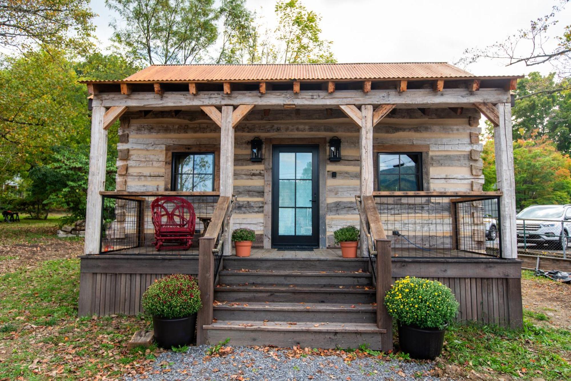 Barnwood Village 白硫磺泉镇 外观 照片