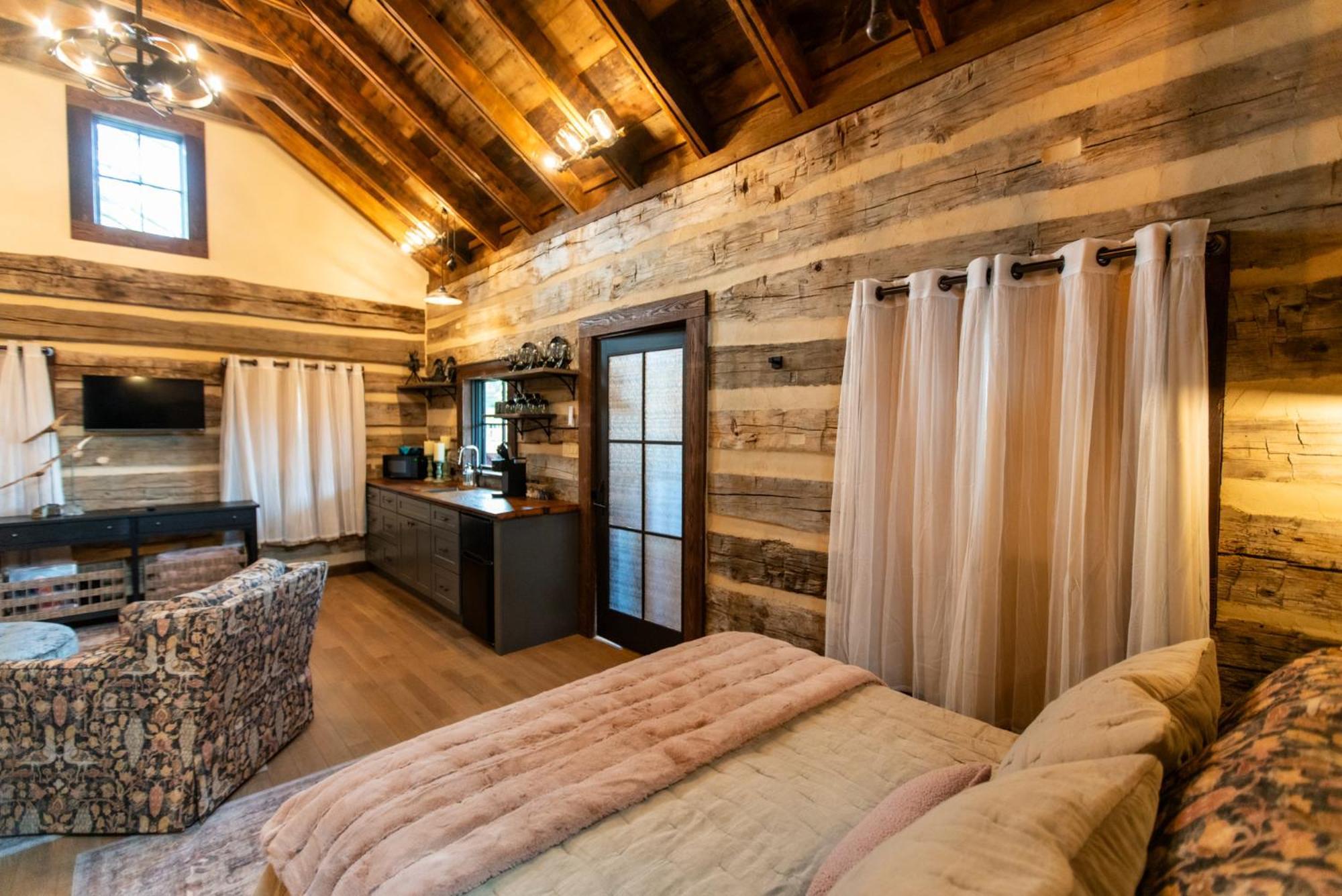 Barnwood Village 白硫磺泉镇 外观 照片